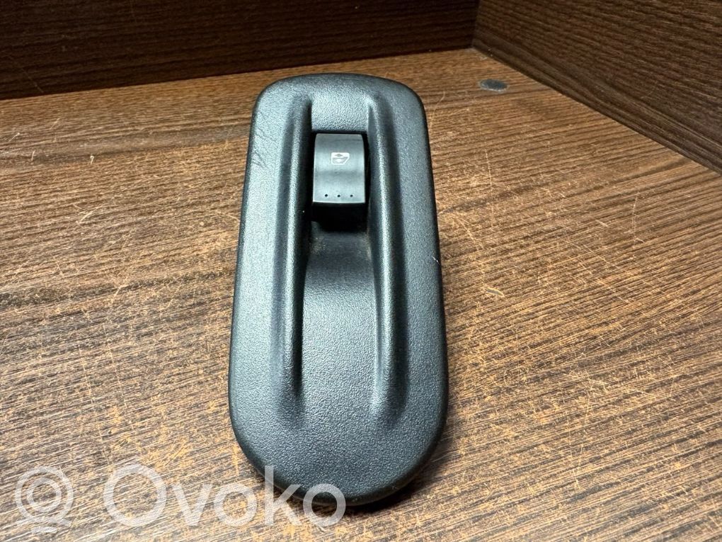 Renault Master II Electric window control switch 