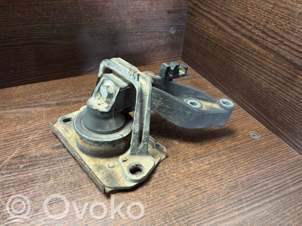 Renault Trafic II (X83) Engine mount bracket 