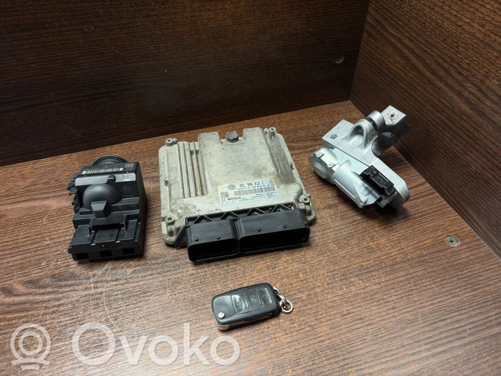Engine control unit/module   03L906012C,03L906012C,0281017660,1039S64845,2E0905843C,9064620130,9069005902,A0009000400,A9069005902,EDC17C54339,HVW9064620130