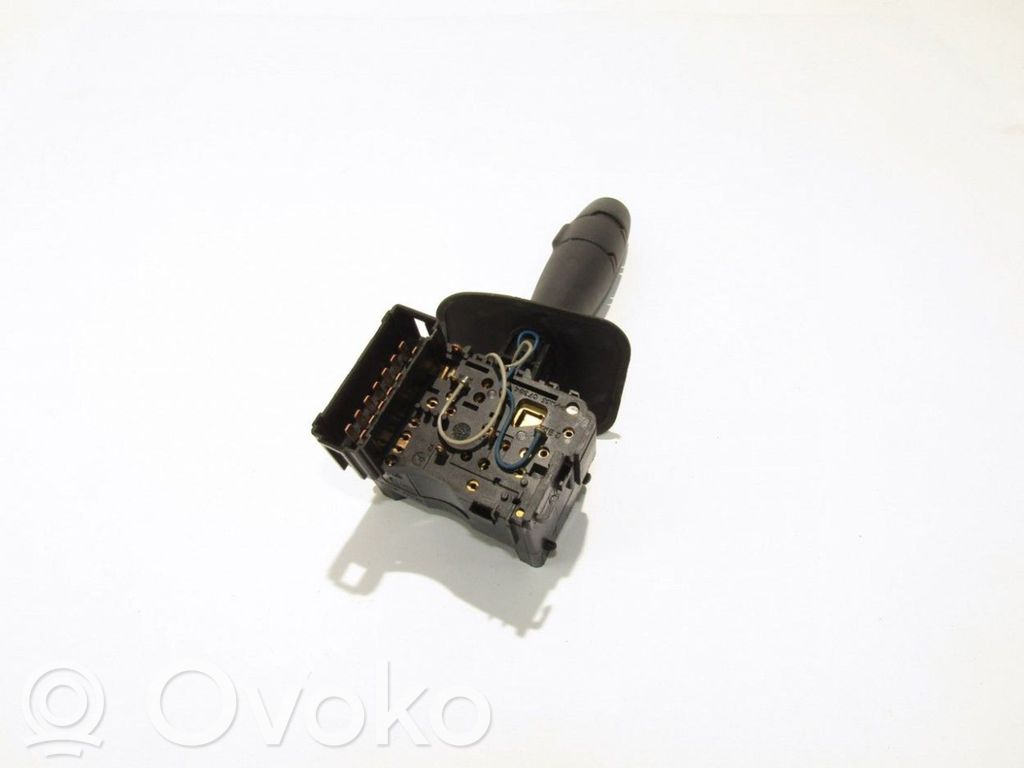 Dacia Logan I Light switch 