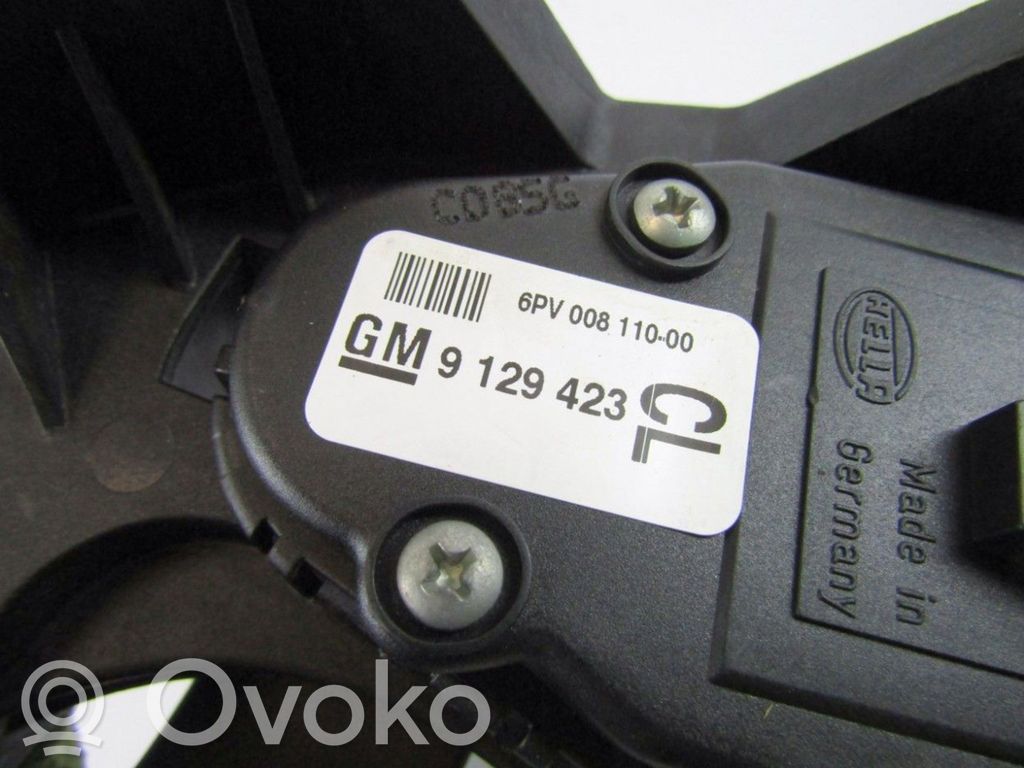 Akceleratoriaus pedalas   9129423