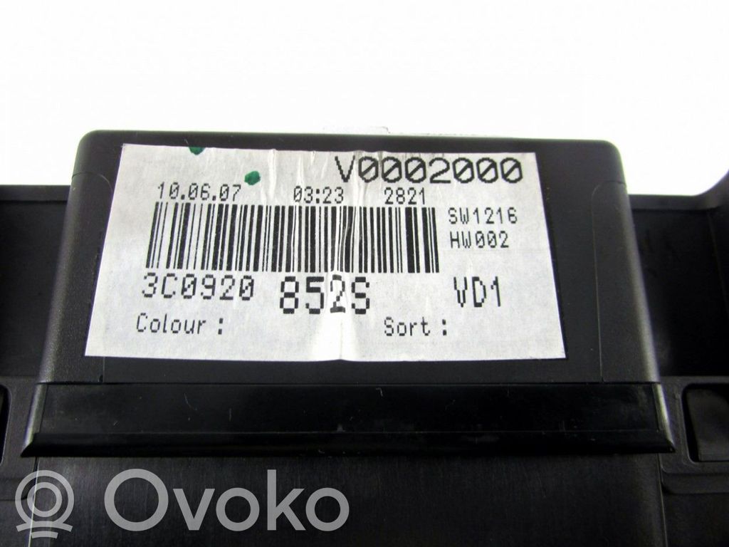 Volkswagen PASSAT B6 Speedometer (instrument cluster) 