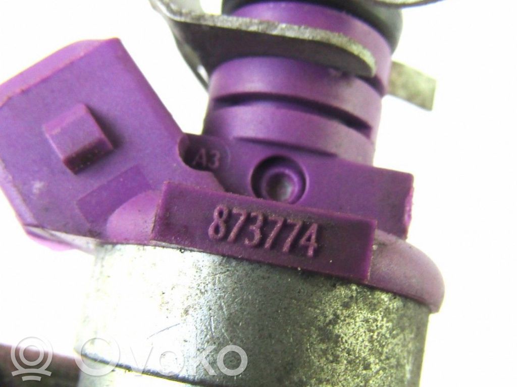 Renault Clio II Fuel injector 