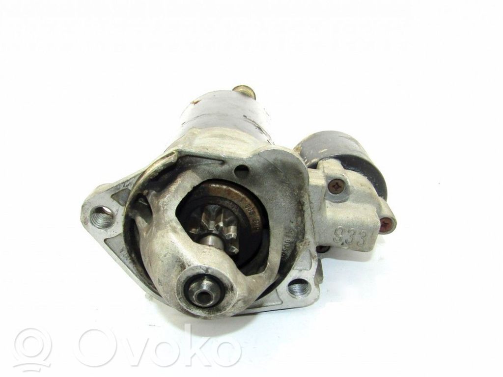 Motor de arranque   058911023B