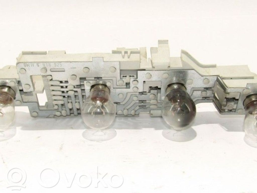Tail light part   6918925