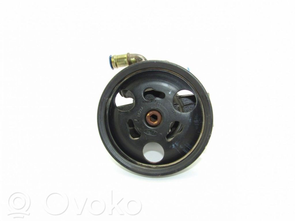 Ford Fiesta Ohjaustehostimen pumppu 