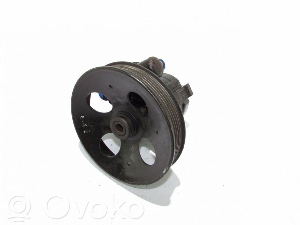 Opel Corsa B Power steering pump 