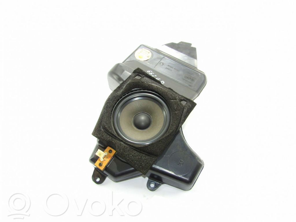BMW 5 E39 Altavoz de la puerta trasera 