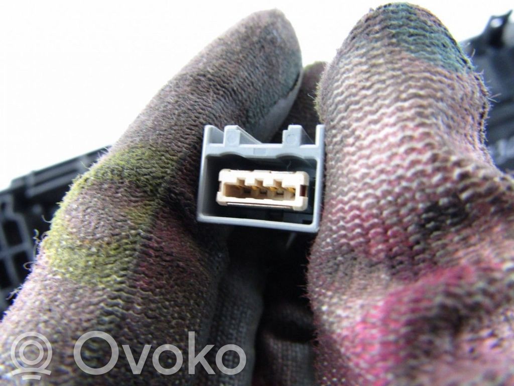 Honda CR-V Glove box 
