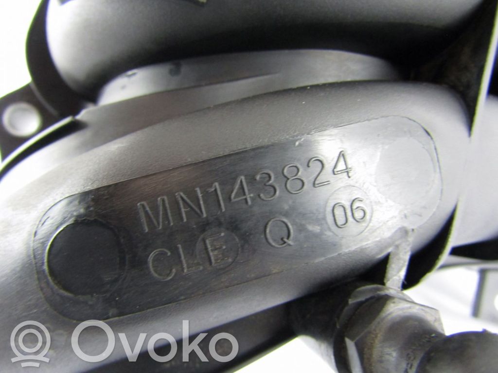 Intake manifold   MN143824,MR985032CLE