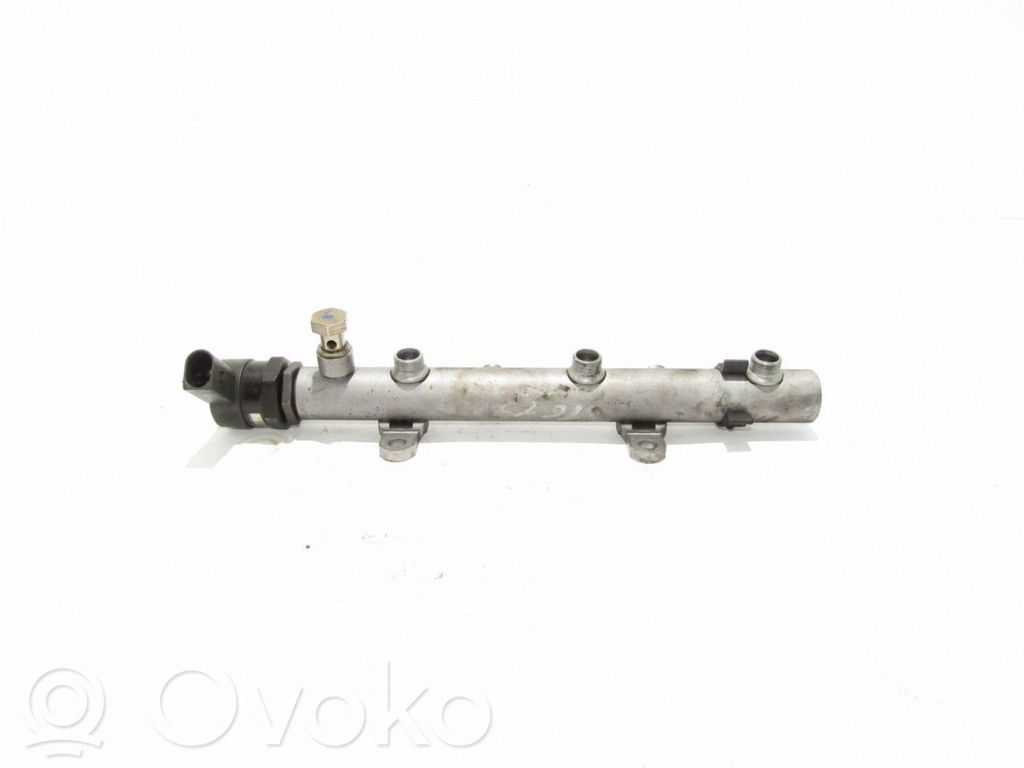 Volkswagen Touareg I Fuel main line pipe 