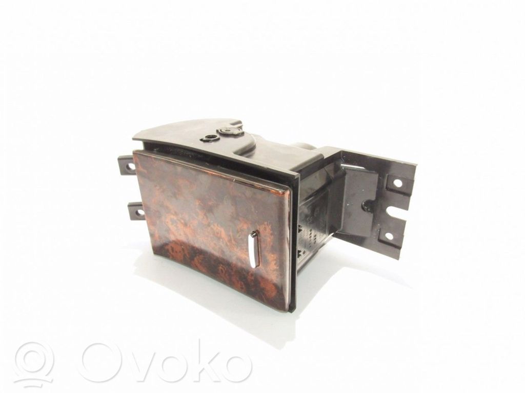 Glove box   8X23600D00A