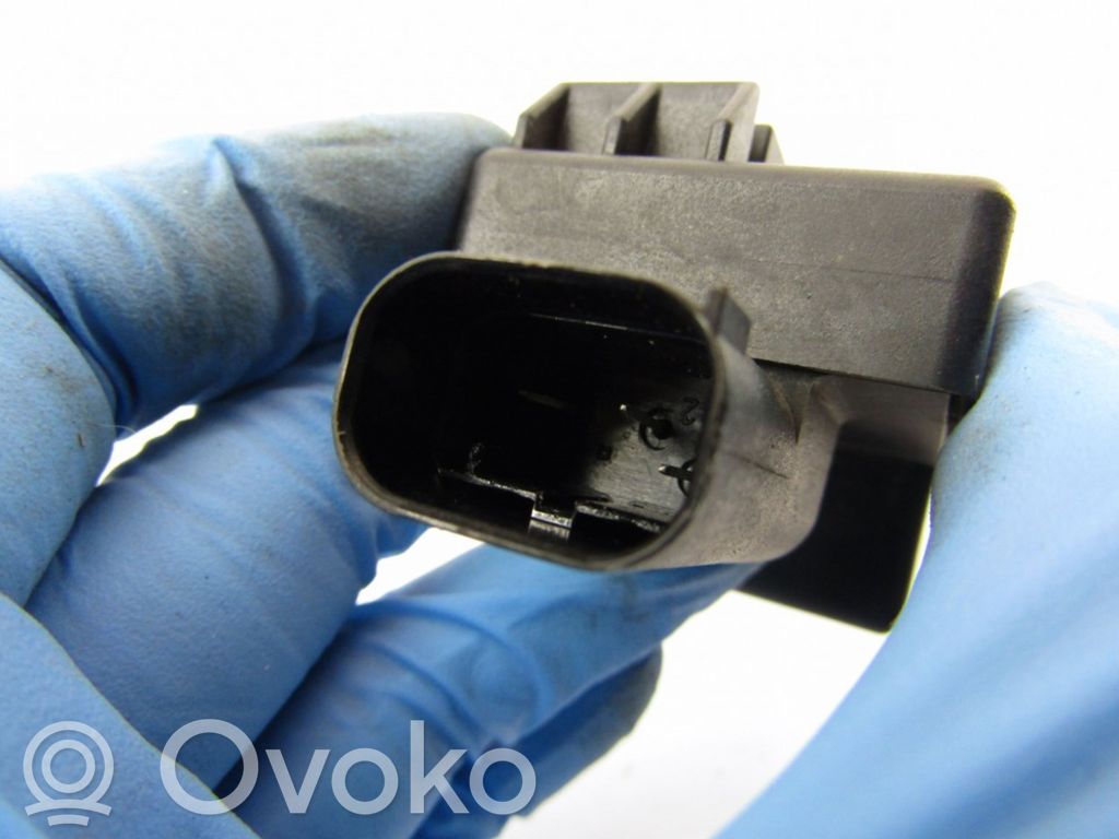 Opel Omega B2 Oil pressure sensor 