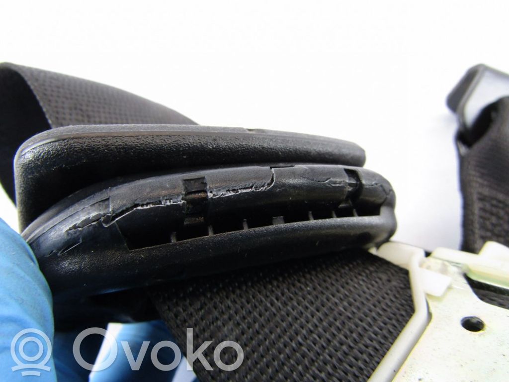 Opel Corsa C Cinturón trasero 