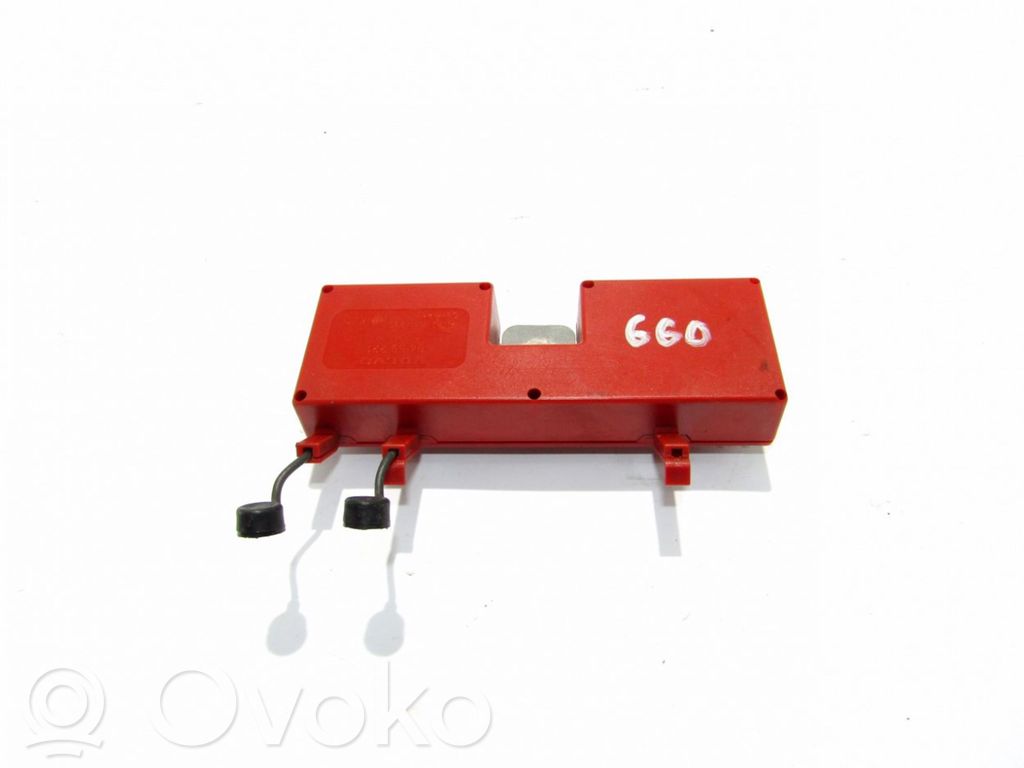 Volvo V70 Antenos stiprintuvas 