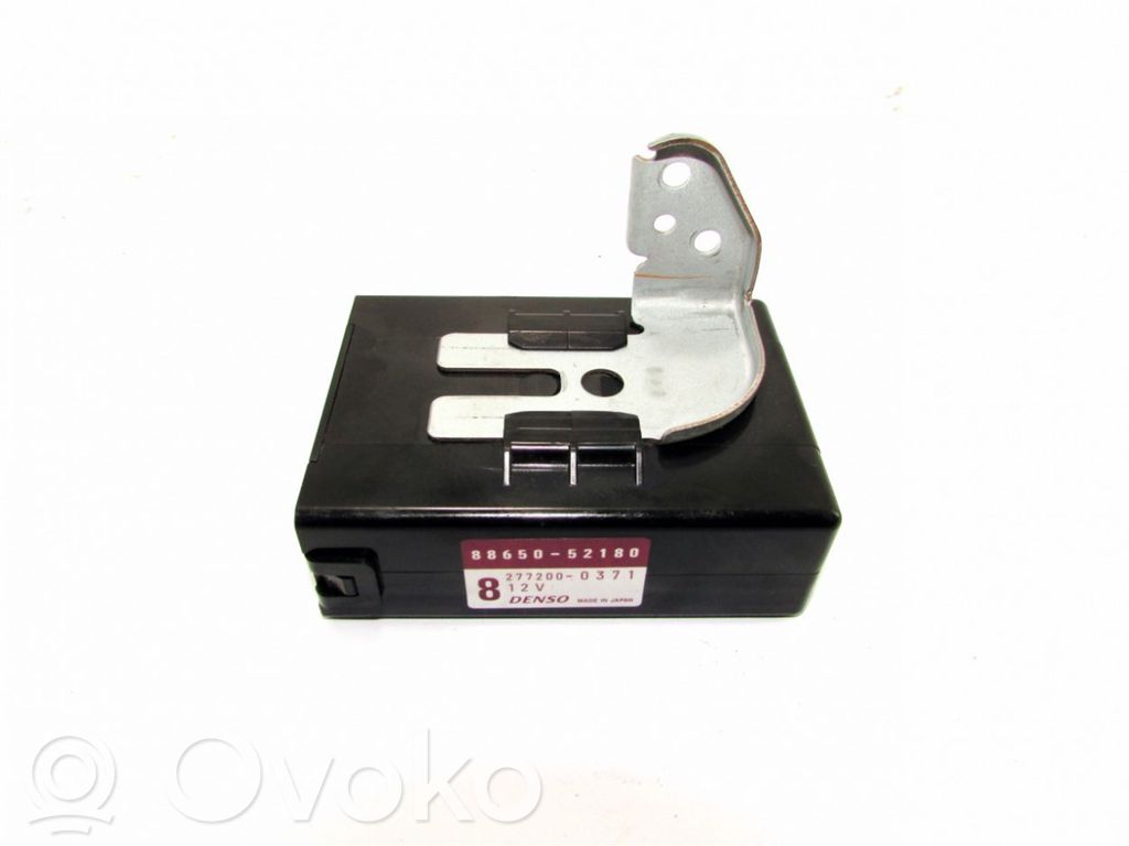 Toyota Yaris Sonstige Steuergeräte / Module 