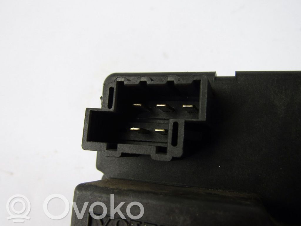 Volvo S70  V70  V70 XC Air flap motor/actuator 