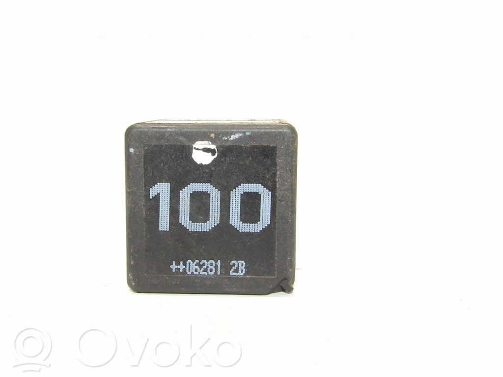 Other relay   7M0951253A