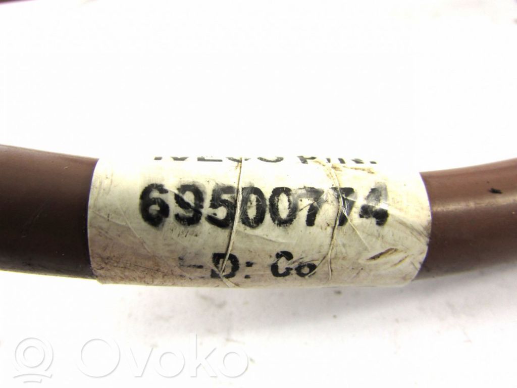 Pluskabel Batterie   69500774