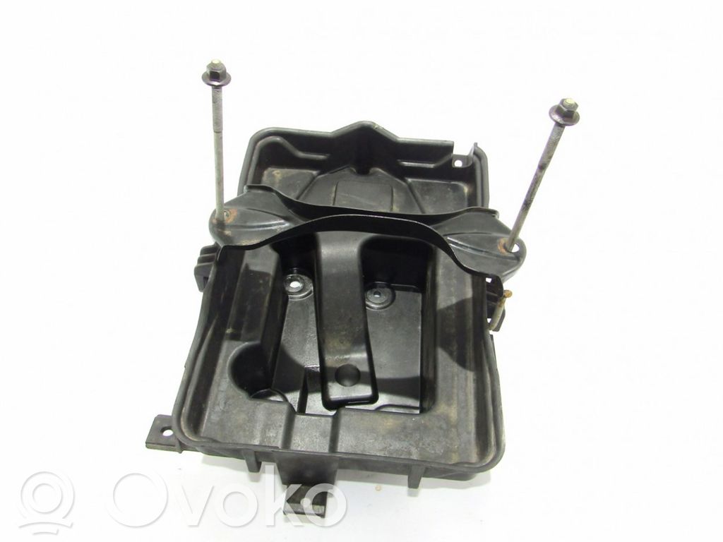 Mazda Tribute Battery bracket 