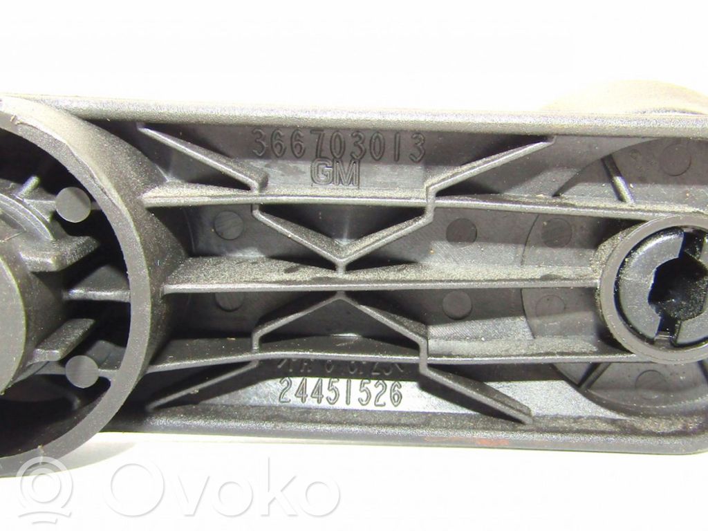 Opel Insignia A Asa de la ventanilla de la puerta delantera 