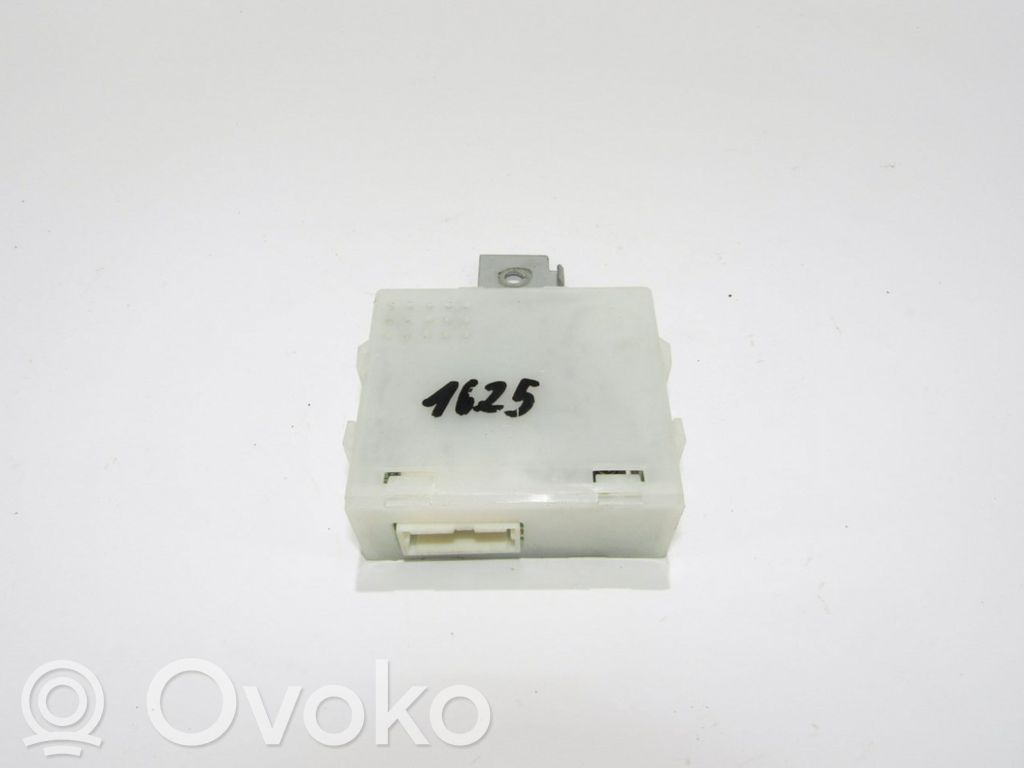 Nissan Primera Other control units/modules 