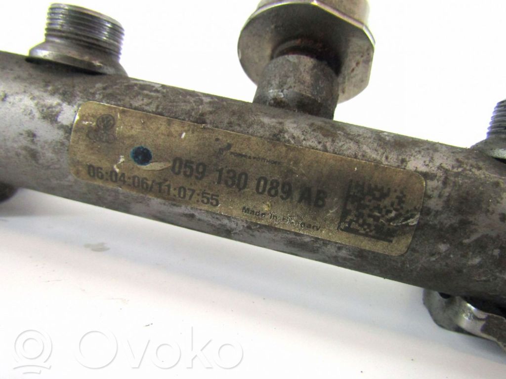 Rampă alimentare injectoare   059130089AB