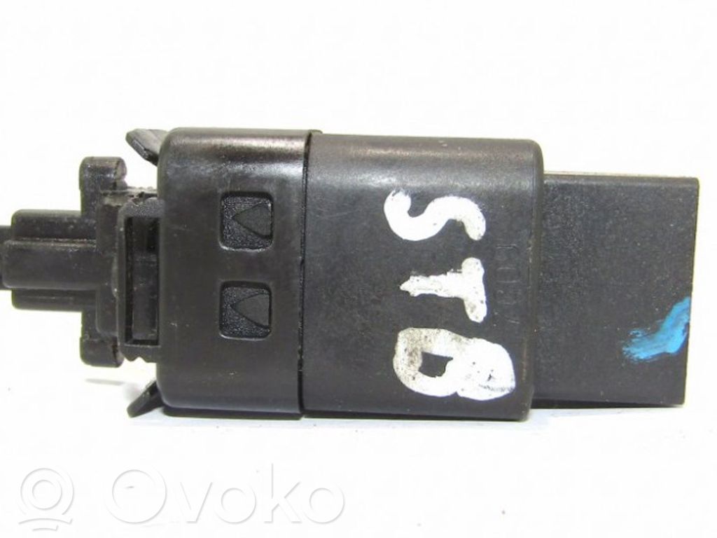 Interruptor sensor del pedal de freno   96440925