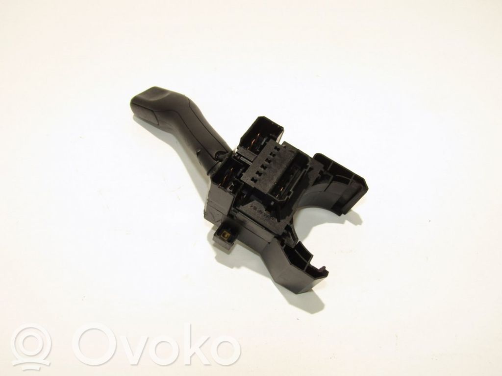 Skoda Fabia Mk1 (6Y) Wiper switch 