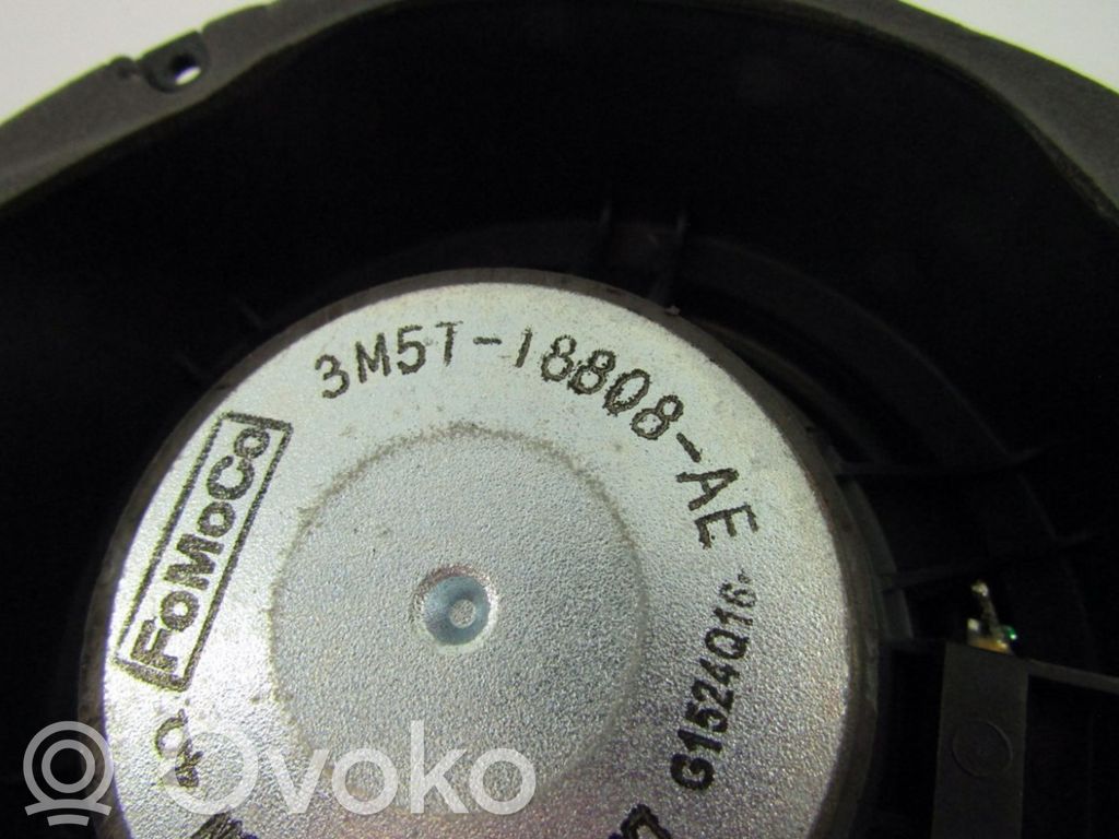 Takaoven kaiutin   3M5T18808