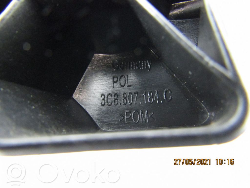 Volkswagen PASSAT CC Etupuskurin kannake 