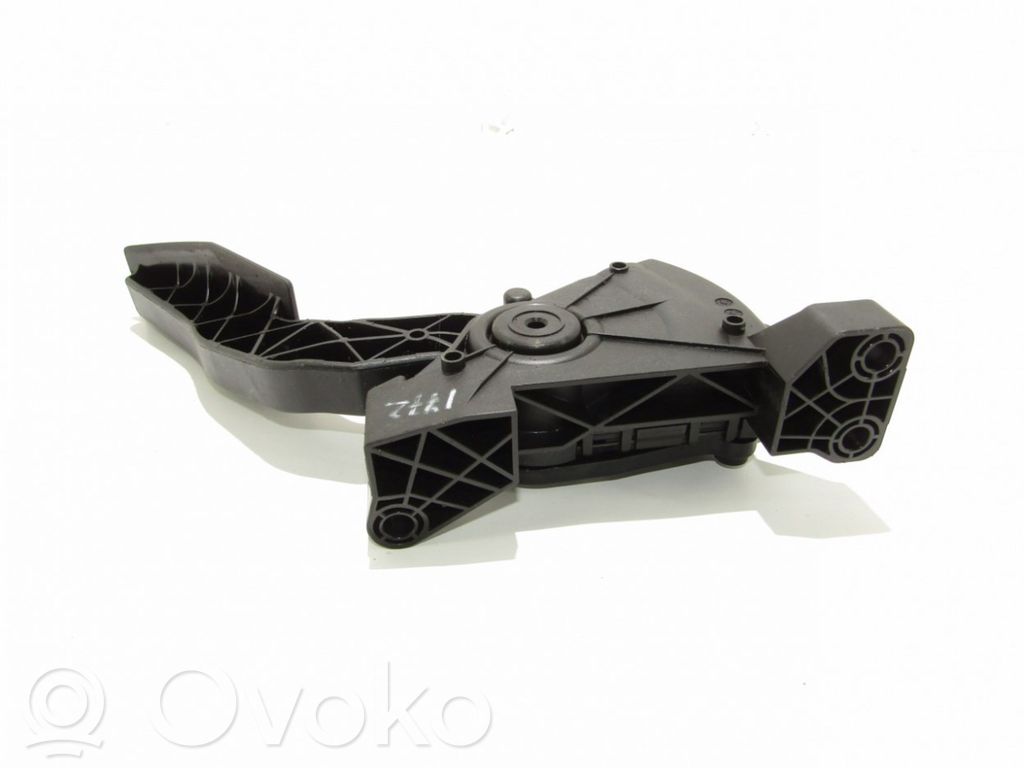 Pedal del acelerador   9186724CE