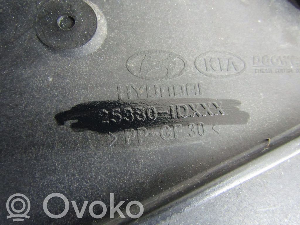 KIA Carens II Osłona wentylatora chłodnicy 