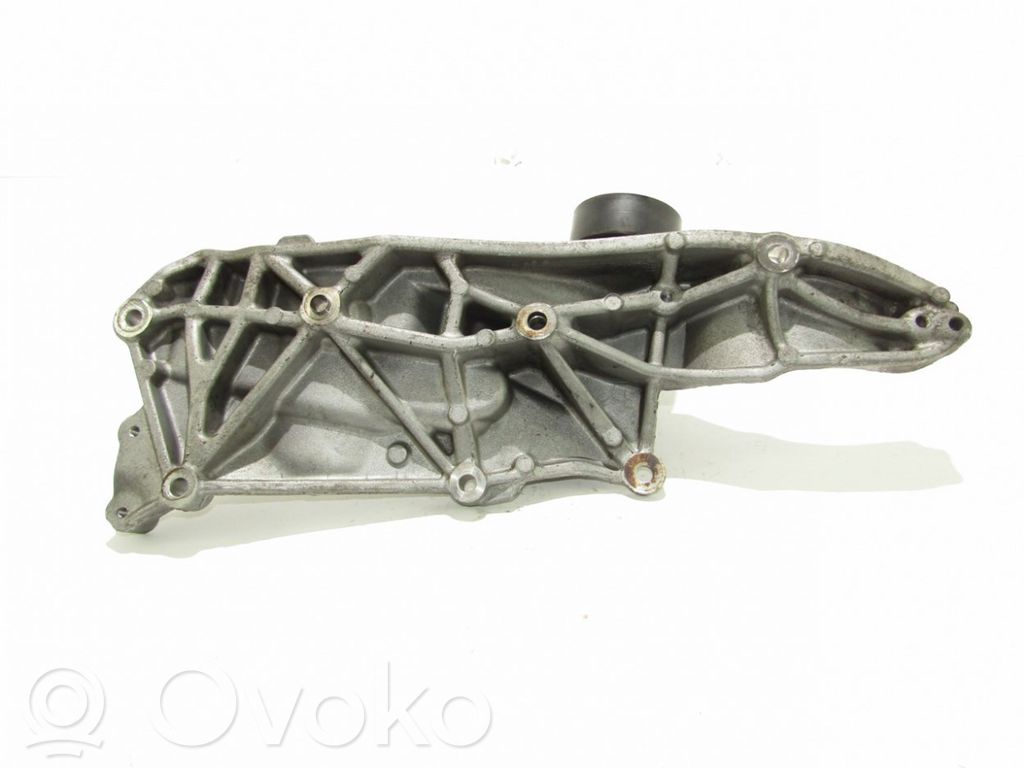 Soporte del alternador   DS7Q8D611AH