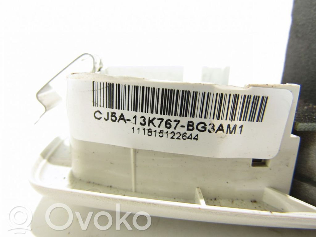 Otras luces interiores   CJ5A13K767BG3AM1