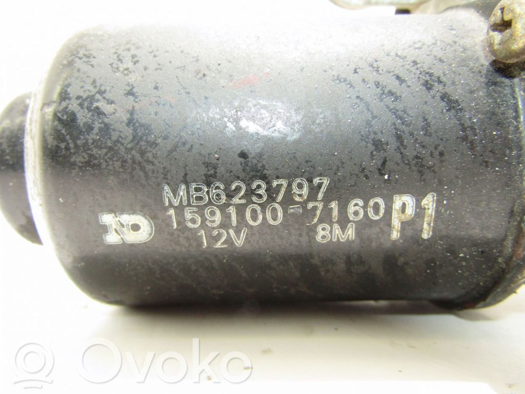 Stikla tīrītāja motoriņš   MB623797