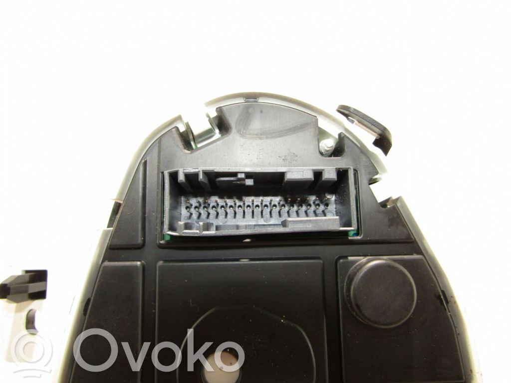 Nopeusmittari (mittaristo)   8A6T10849AF