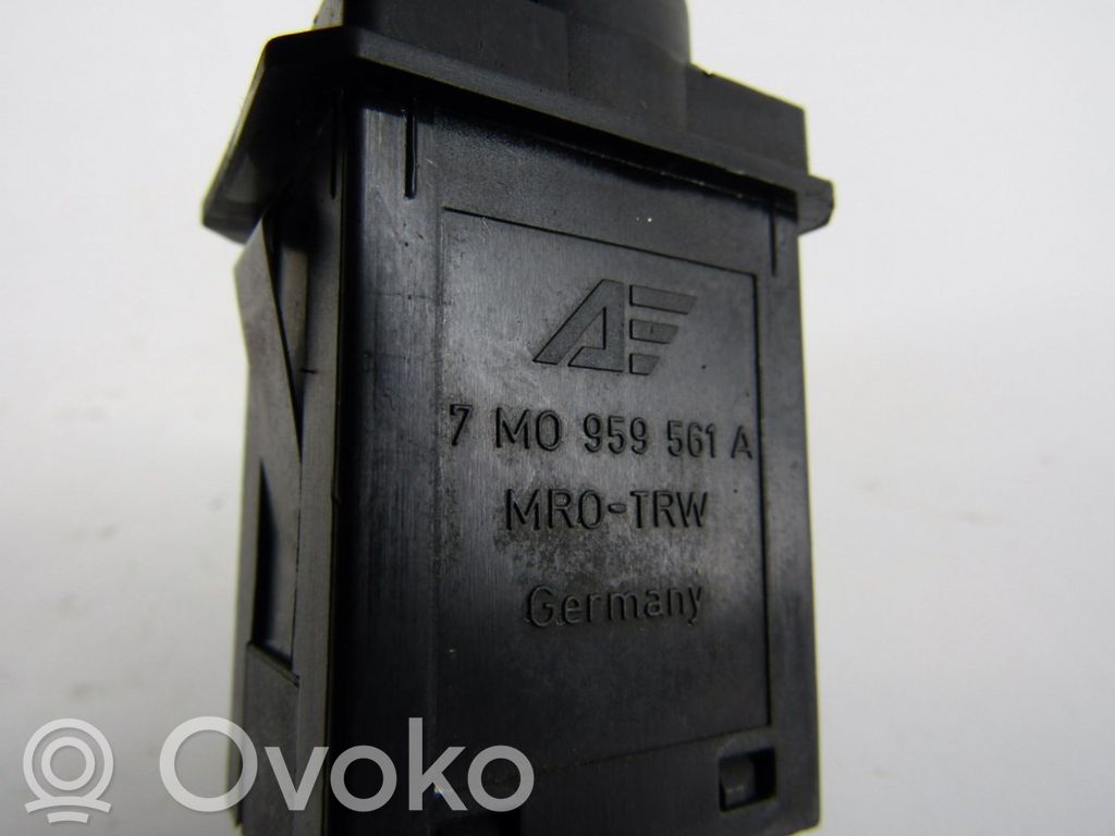 Other switches/knobs/shifts   7M0959561A