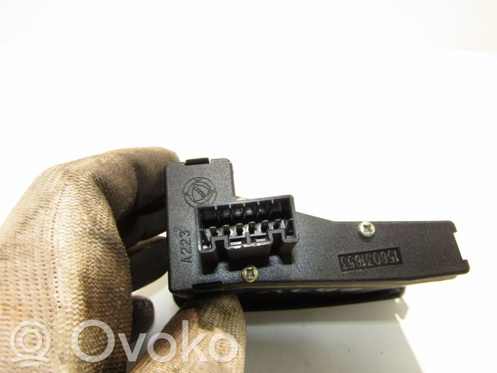 Alfa Romeo 156 Comutator/buton multifuncțional 
