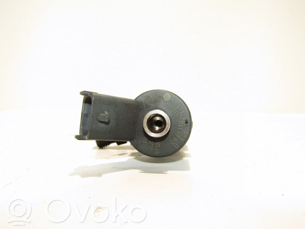 Fiat Punto (188) Iniettore