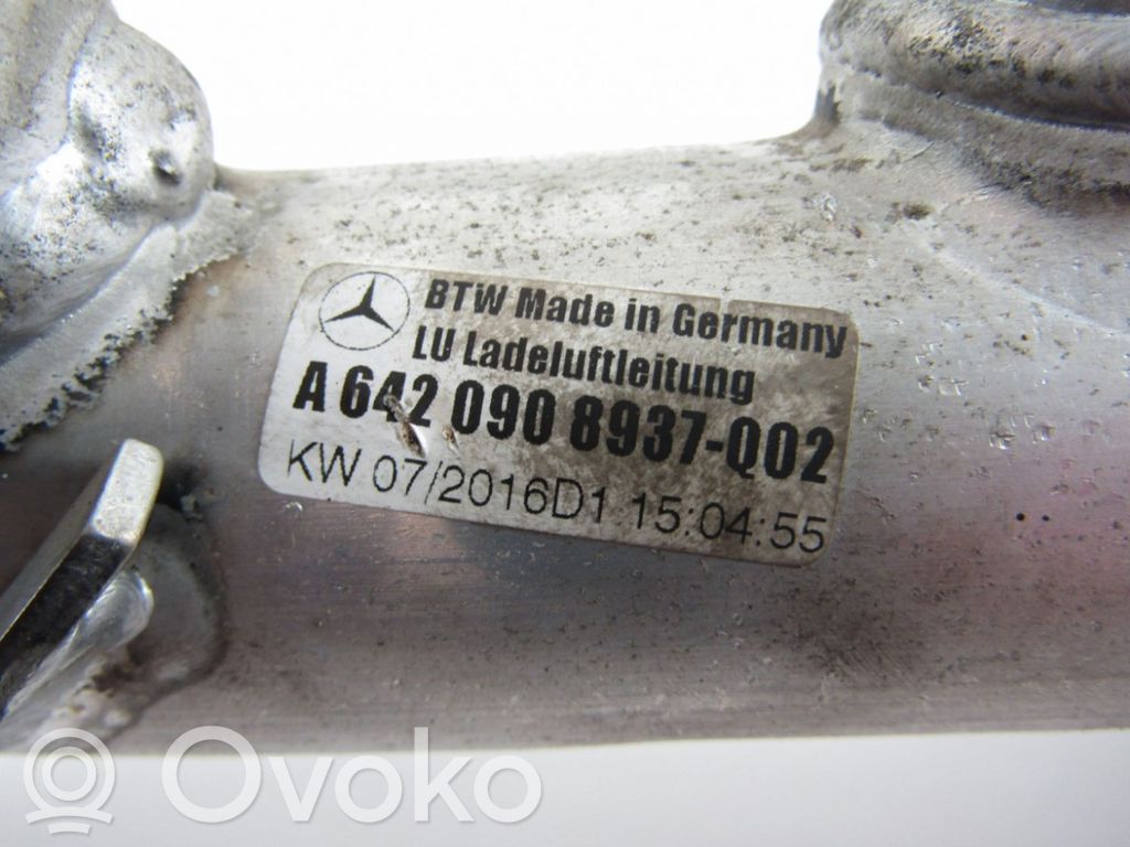 Ghidaj aer intercooler   A6420908937