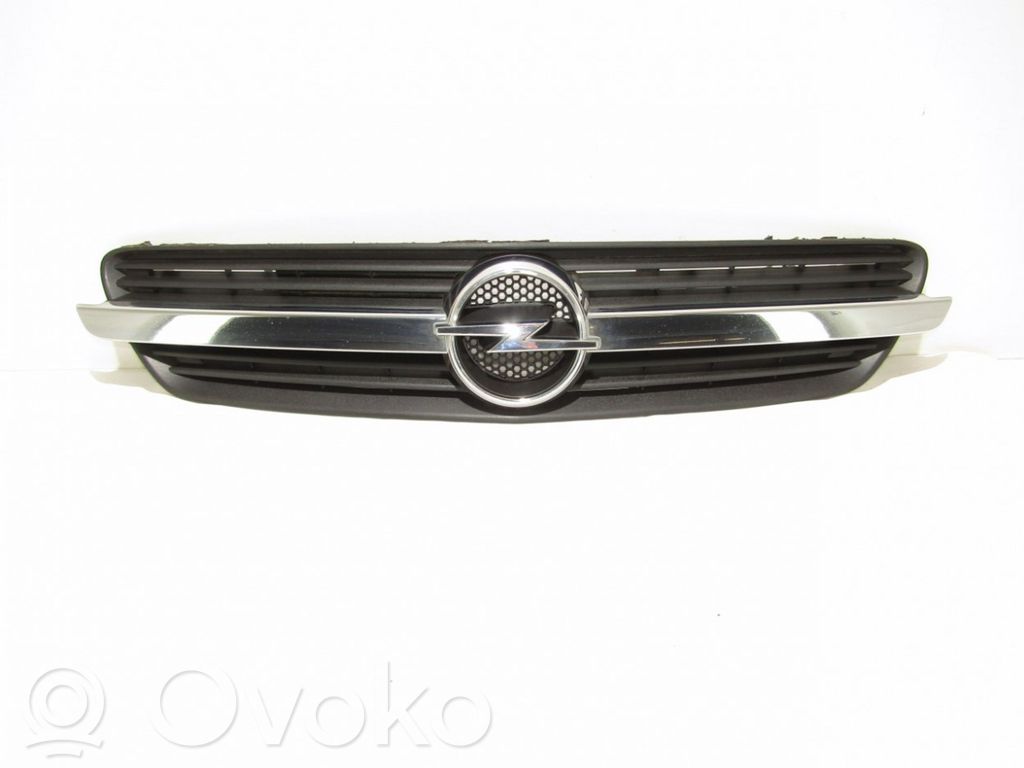 Opel Meriva A Etusäleikkö 