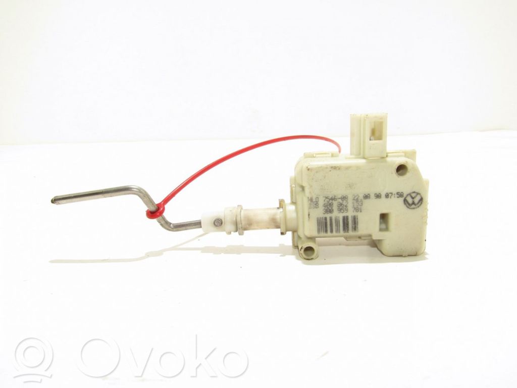 Motor de bloqueo de puertas   4B0862153