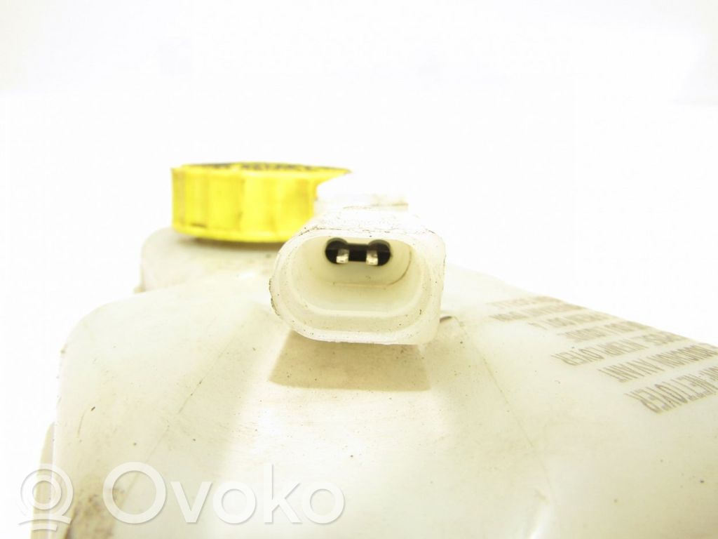 Volkswagen Polo Pääjarrusylinteri 