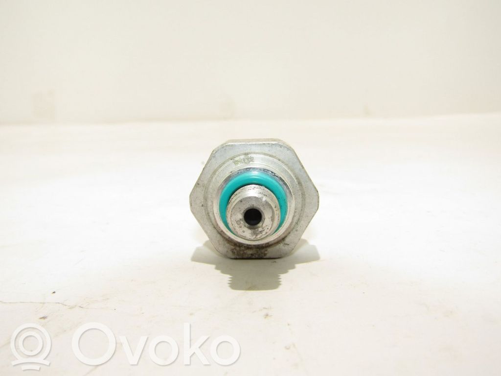 Senzor presiune ulei   921366801R