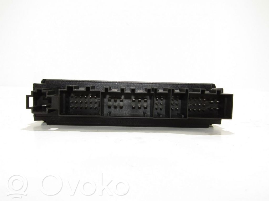 Autres unités de commande / modules   7L6937049M