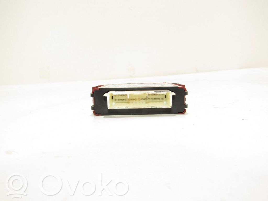 Muut ohjainlaitteet/moduulit   84051SG000,3560060182