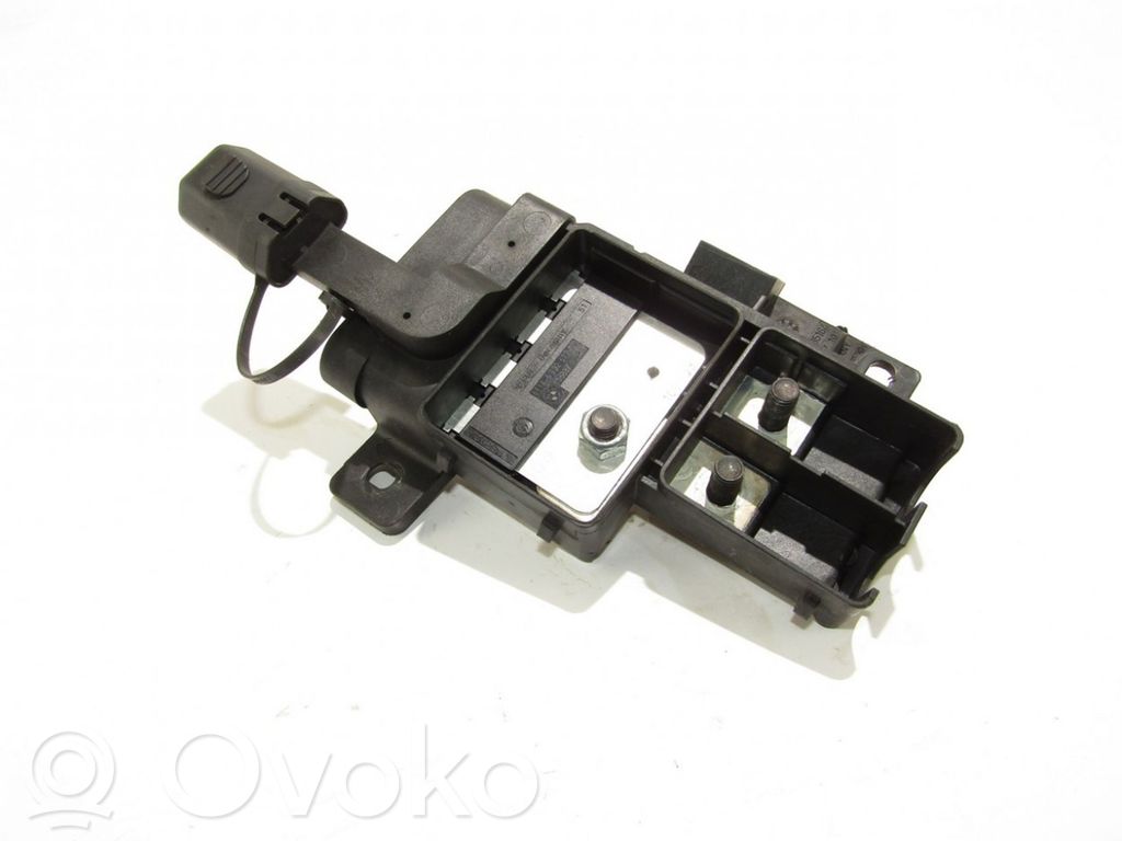 BMW 7 E65 E66 Plusa vads (akumulatora) 