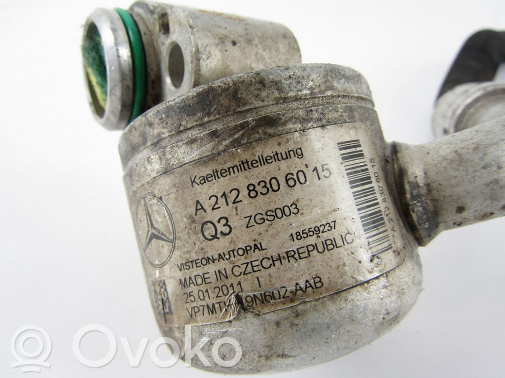 Ilmastointilaitteen putki (A/C)   A2128306015