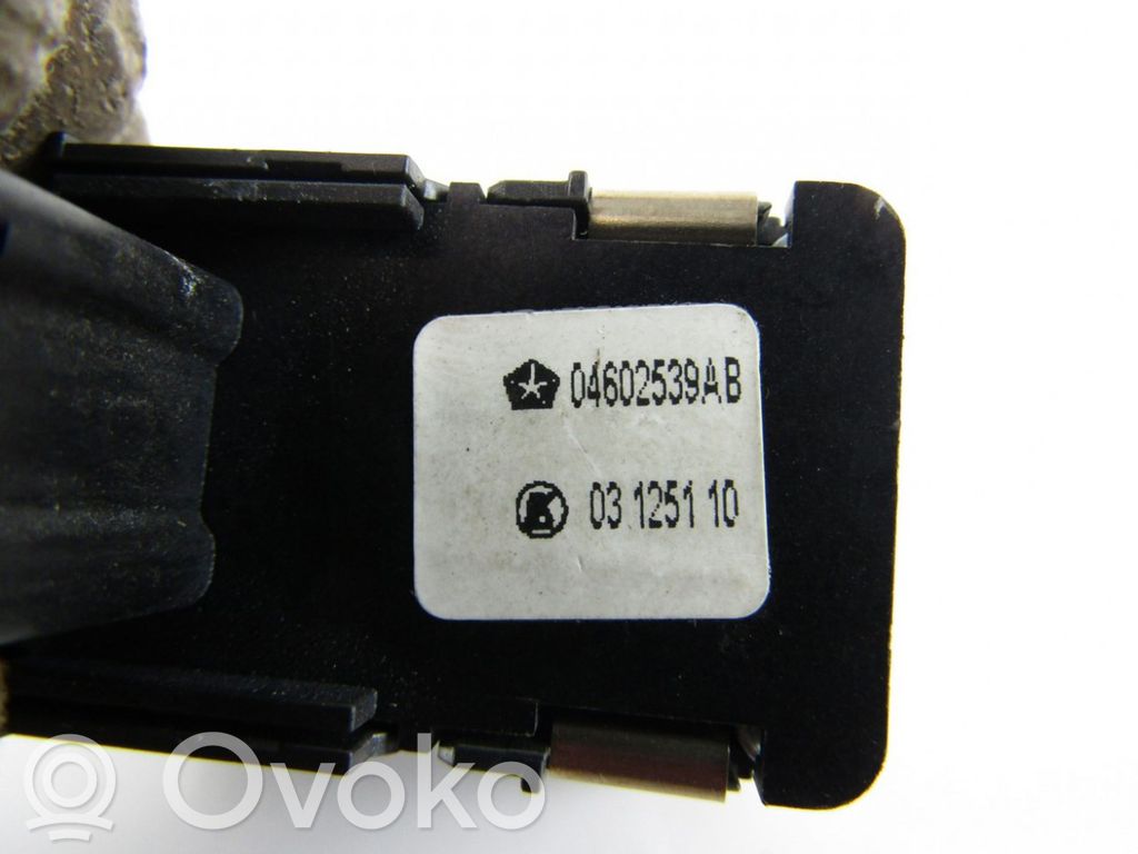 Comutator comandă geamuri electrice   04602539AB,03125110